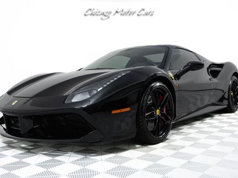 Used 2018 Ferrari 488 Spider RWD image 17