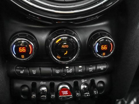 Used 2016 MINI Cooper S image 29