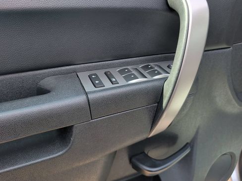 Used 2012 GMC Sierra 1500 SLE w/ Power Tech Package RWD image 8