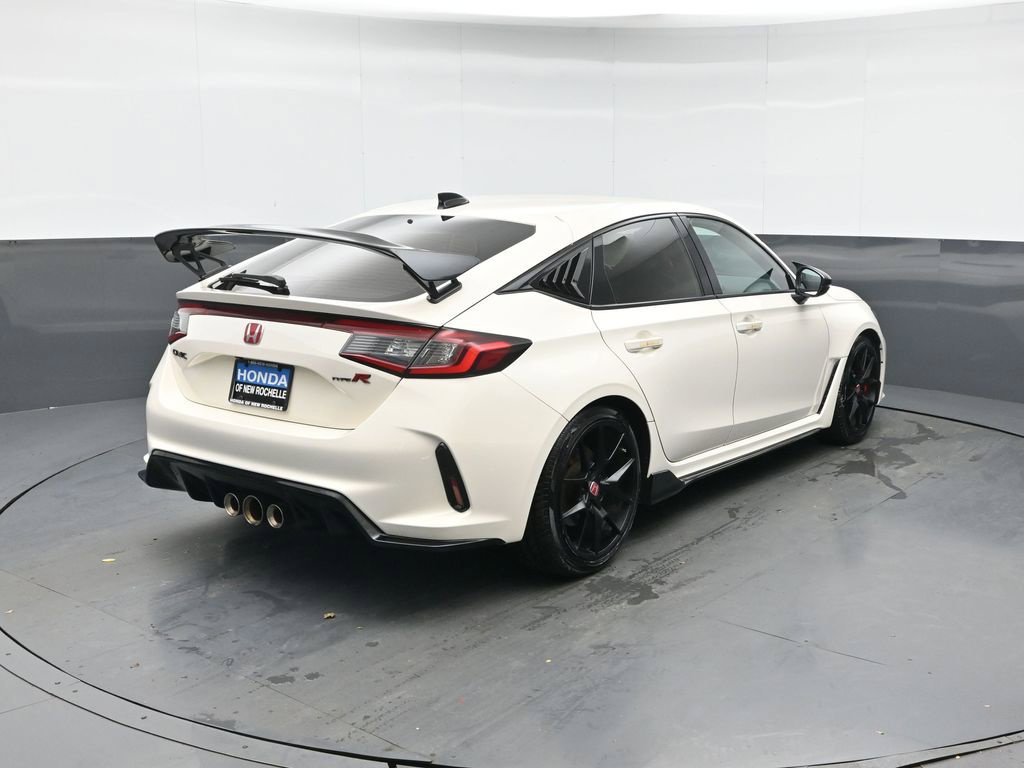 Used 2024 Honda Civic Type R image 6