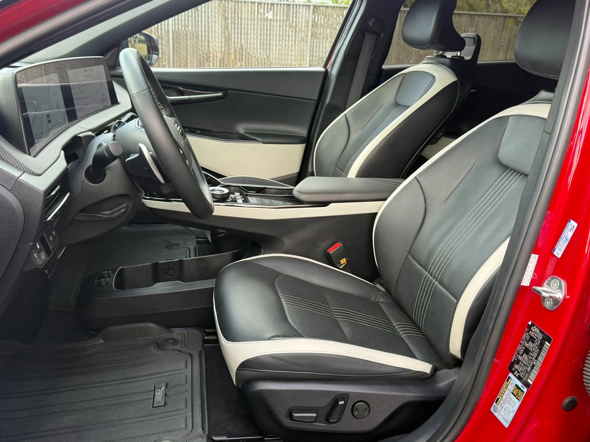 Used 2023 Kia EV6 GT-Line AWD/4WD image 13