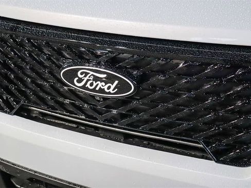 New 2025 Ford Maverick Lariat w/ Black Appearance Package image 5