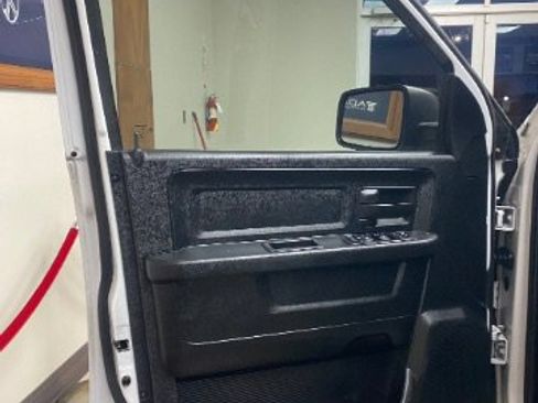 Used 2017 RAM 1500 Tradesman image 12