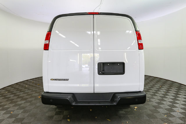 Used 2025 Chevrolet Express 2500 w/ Driver Convenience Package RWD image 8