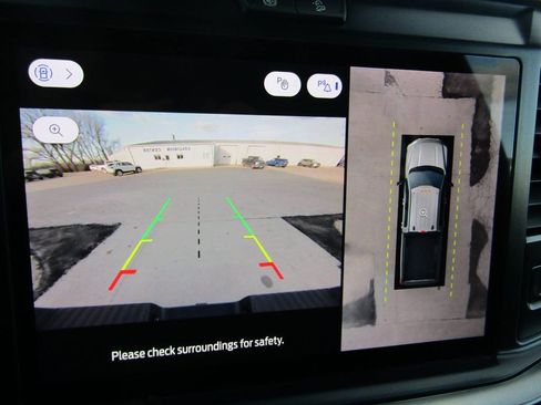 Used 2025 Ford F250 Lariat w/ Chrome Package image 15