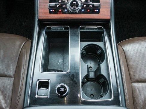 Used 2022 Lincoln Aviator Reserve w/ Elements Package Plus image 19