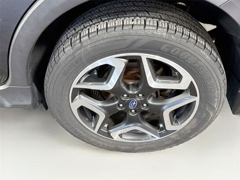 Used 2019 Subaru Crosstrek 2.0i Limited w/ Moonroof Package w/Navigation AWD/4WD image 25