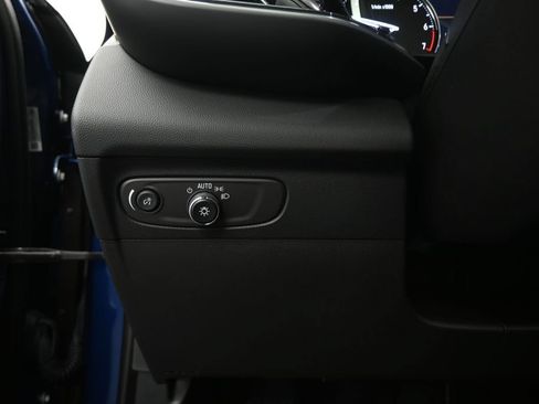 Used 2023 Buick Envision Essence FWD image 10