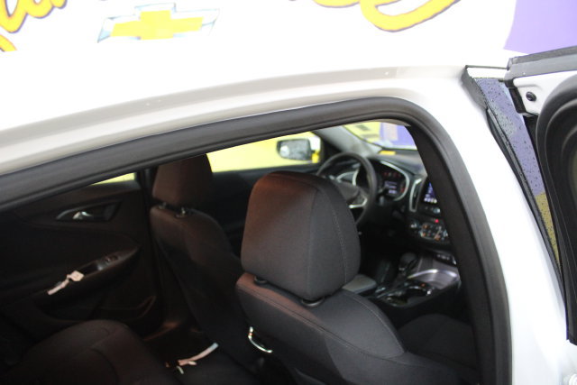 Used 2024 Chevrolet Malibu LT FWD image 10