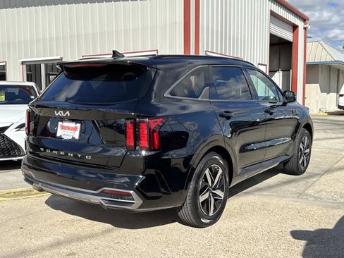 Used 2022 Kia Sorento S image 7