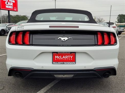Used 2023 Ford Mustang Premium image 5