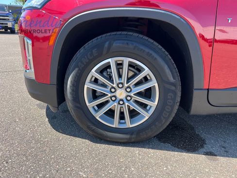 Certified 2023 Chevrolet Traverse LT w/ LPO, Floor Liner Package AWD/4WD image 11