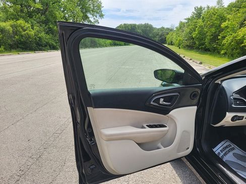 Used 2015 Chrysler 200 C w/ Navigation & Sound Group I FWD image 25