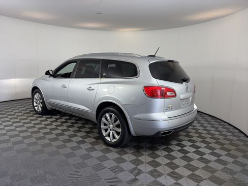 Used 2017 Buick Enclave Premium AWD/4WD image 4