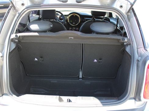 Used 2020 MINI Cooper 2-Door Hardtop FWD image 9