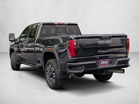 Used 2025 GMC Sierra 2500 Denali Ultimate w/ Max Trailering Package AWD/4WD image 7