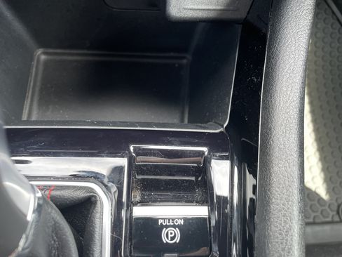 Used 2024 Jeep Compass Trailhawk AWD/4WD image 36