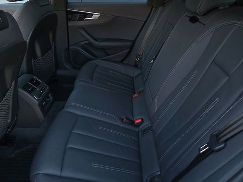 Used 2023 Audi A4 2.0T allroad Premium Plus image 13