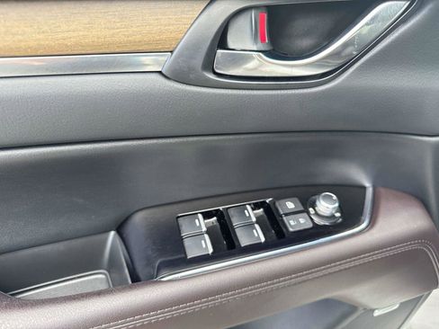 Certified 2020 MAZDA CX-5 Signature image 23