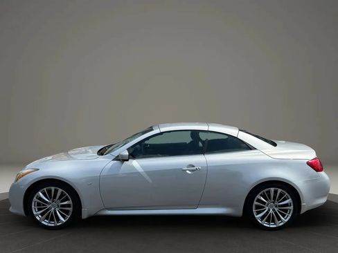 Used 2014 INFINITI Q60 Convertible w/ Premium Package RWD image 11