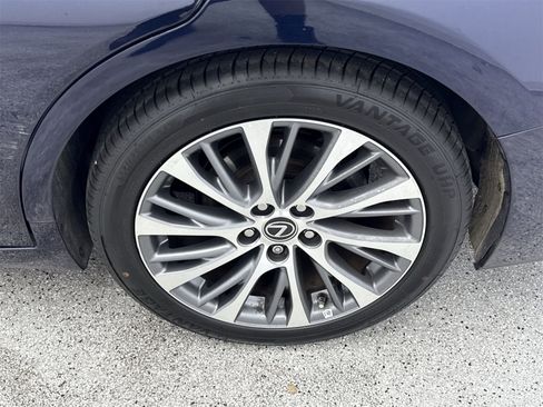 Used 2019 Lexus ES 350 image 47