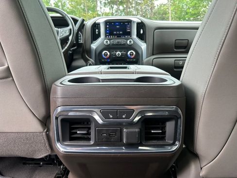 Used 2020 GMC Sierra 1500 SLT w/ SLT Premium Package AWD/4WD image 19