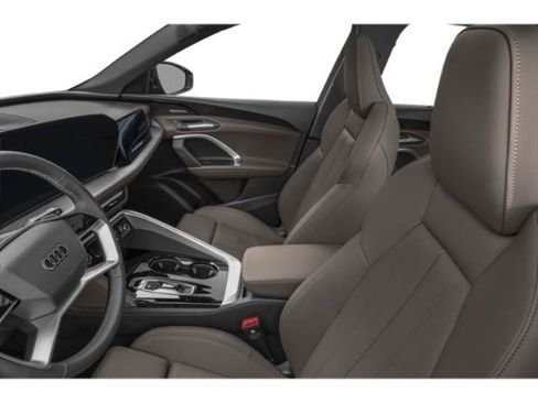Used 2025 Audi Q5 Premium Plus w/ Premium Plus AWD/4WD image 11
