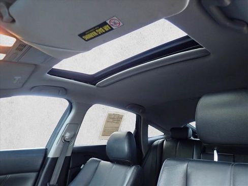Used 2010 Honda Crosstour EX-L image 11