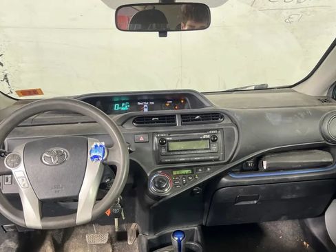 Used 2013 Toyota Prius C Two FWD image 4