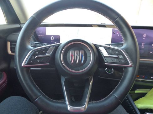 Used 2025 Buick Envision Sport Touring AWD/4WD image 26