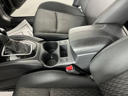 Used 2019 Nissan Rogue SV w/ Premium Package FWD image 29