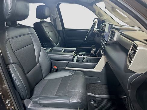 Used 2022 Toyota Tundra Limited image 25