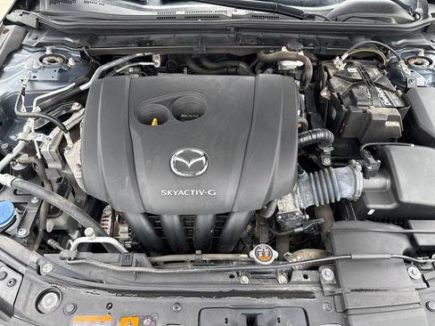 Used 2021 MAZDA MAZDA3 s FWD image 46