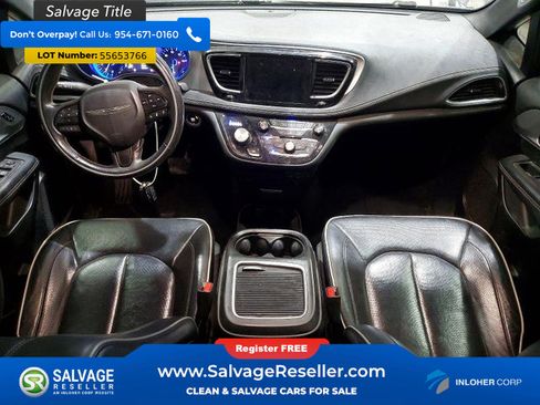 Used 2018 Chrysler Pacifica Limited w/ Advanced Safetytec Group FWD image 11