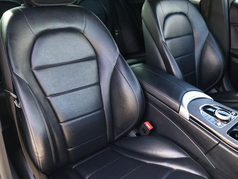 Used 2020 Mercedes-Benz C 300 C 300 w/ AMG Line image 18