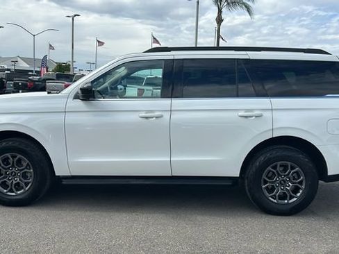 Certified 2025 Ford Expedition Active RWD image 7