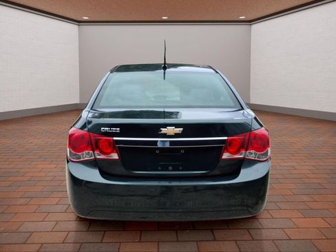 Used 2014 Chevrolet Cruze LS FWD image 6