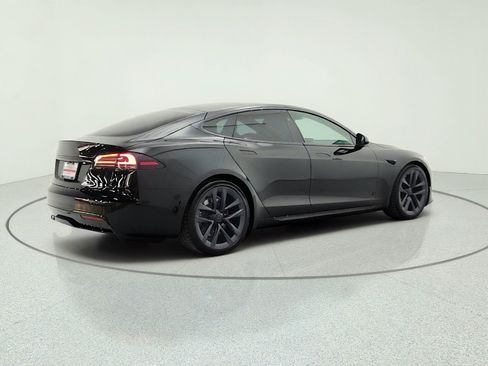 Used 2022 Tesla Model S Plaid AWD/4WD image 5