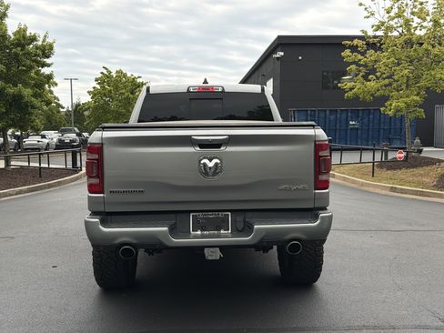 Used 2019 RAM 1500 Big Horn AWD/4WD image 14