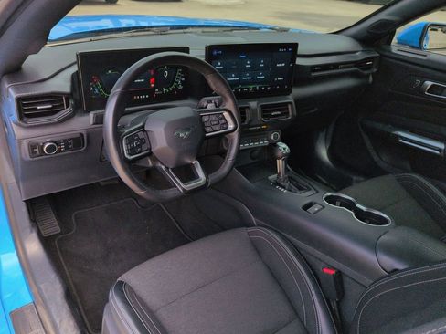 Used 2024 Ford Mustang GT RWD image 10