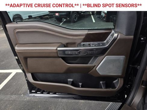 Used 2024 Ford F350 King Ranch w/ FX4 Off-Road Package AWD/4WD image 11