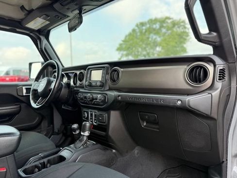 Used 2020 Jeep Wrangler Sport AWD/4WD image 8