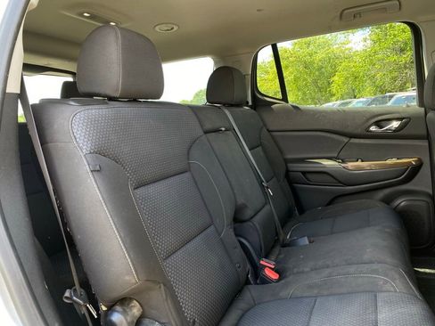 Used 2020 GMC Acadia SLE w/ LPO, Floor Liner Package FWD image 27