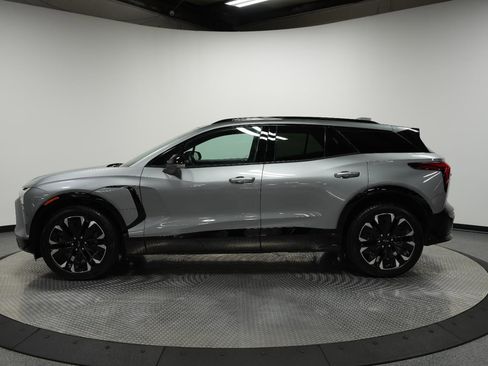 Used 2025 Chevrolet Blazer EV RS AWD/4WD image 4