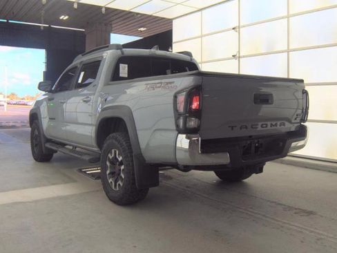 Used 2021 Toyota Tacoma TRD Off-Road image 7