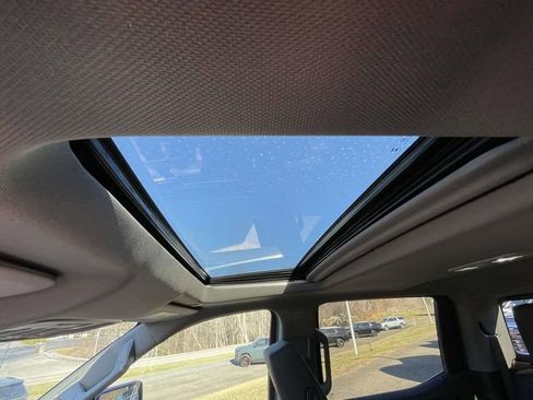 New 2026 GMC Sierra 1500 Elevation w/ Elevation Premium Package image 17