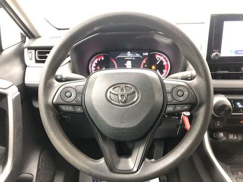 Used 2023 Toyota RAV4 LE AWD/4WD image 16