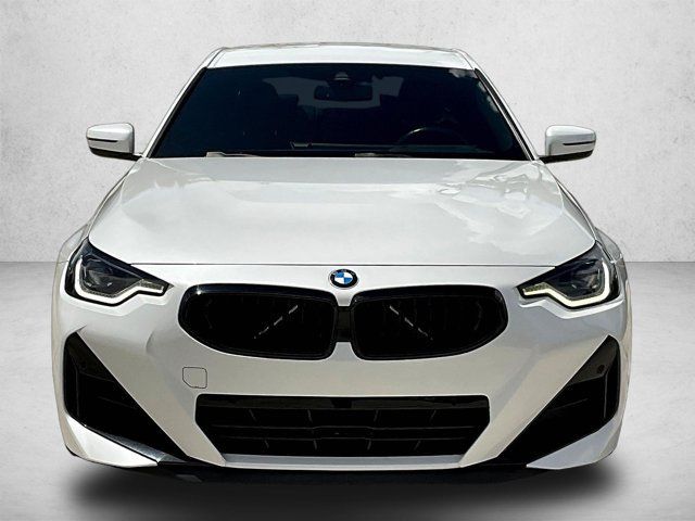 Used 2023 BMW 230i Coupe w/ M Sport Package RWD image 2