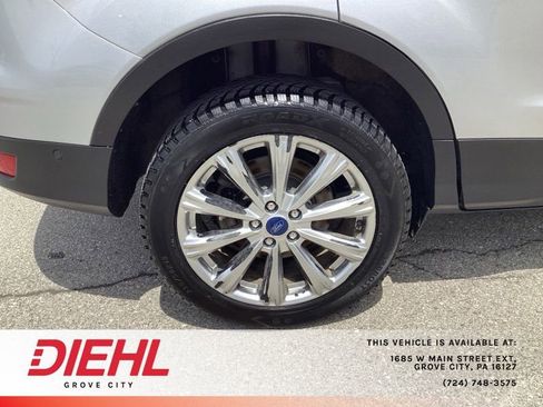 Used 2018 Ford Escape Titanium w/ Ford Safe & Smart Package AWD/4WD image 9