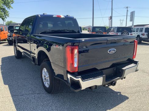 Used 2025 Ford F250 XLT AWD/4WD image 8